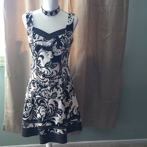 Black and white A-line sleeveless dress